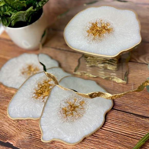 Set of 4 Geode Coasters | Agate Coasters - Picture 4 of 10